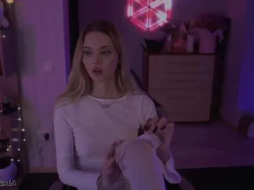 Bongacams Nude Webcam of ManiFreyja