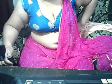 Bongacams Private Sex Chat of Indianbhabhimilf40