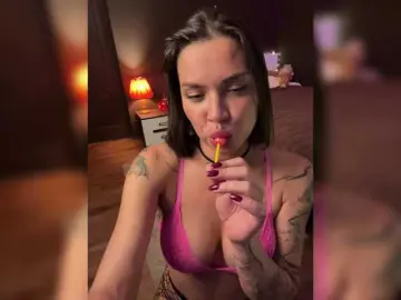 Bongacams Live Porn of LissaTatt
