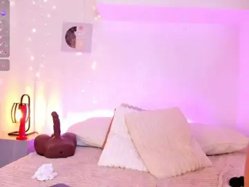 Bongacams Watch Live Sex Cams of mystic-carito