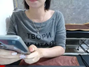 Bongacams Adult Webcam of HotQueen93