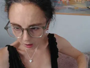 Bongacams Watch Live Sex Cams of cleophee