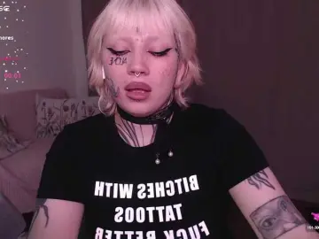 Bongacams Best live sex cam show of tradishka
