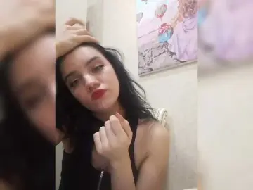 Bongacams Live Sex Cam of AlinaLisa69