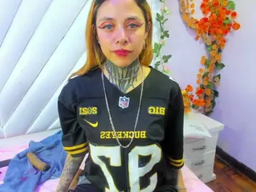 Bongacams Adult Video Chat of AnalHade