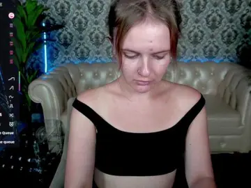 Bongacams Free Porn Cam of MaribelRiver