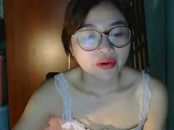 Bongacams Nude Webcam of nana7777