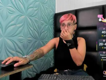 Bongacams Adult Webcams of Pussy18Hardcore