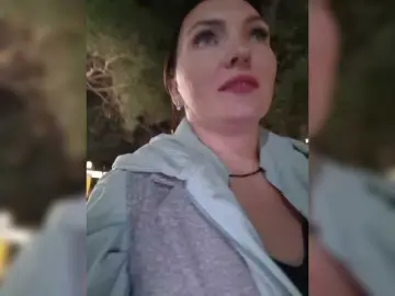 Bongacams Live Sex of DIVORA