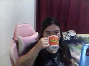 Bongacams Live Sex Cam of khim052630