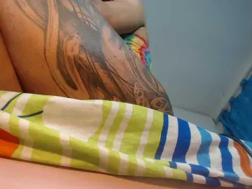 Bongacams Free Live Porn of yeyecandy