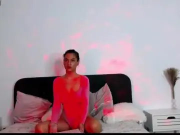 Bongacams Watch Live Sex Cams of AliceMontrose