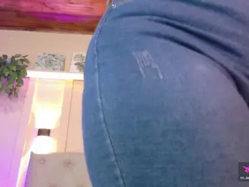 Bongacams Adult Webcam of chloe-rosse