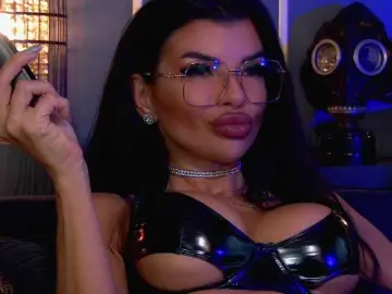 Bongacams Nude Webcam of EleniaDevons
