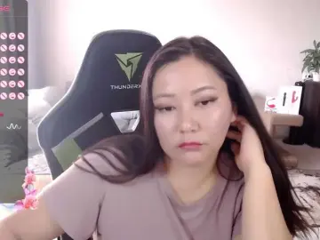Bongacams Private Sex Chat of LisaAsianFlower