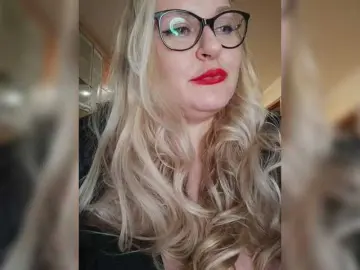 Bongacams Best live sex cam show of WifeyNusha