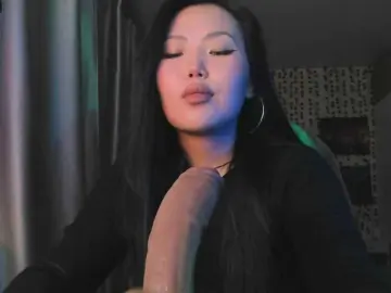 Bongacams Best Webcam of yvetteop