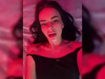 Bongacams Free Porn Cam of Klubnika13