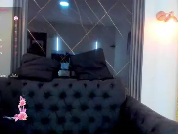 Bongacams Nude Webcam of eva-lovia