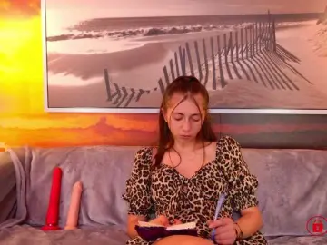 Bongacams Free Porn Cam of CharmingLIA