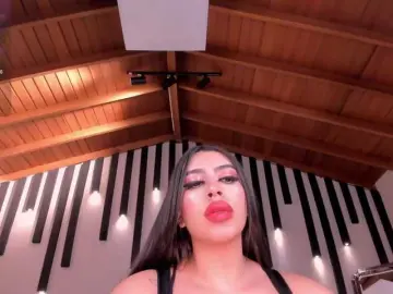 Bongacams Live Porn of LeahLombardi