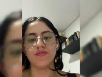 Bongacams Watch Live Sex Cams of EvanShell1