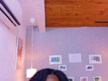 Bongacams Adult Video Chat of kiara-evanss