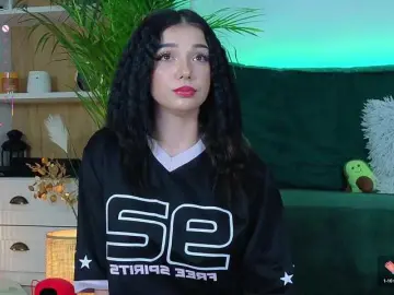 Bongacams Free Live Porn of AveryWillow