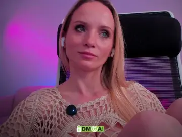 Bongacams Watch Live Sex Cams of purple-love
