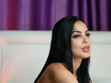 Bongacams Free Porn Cam of KarsynJayde