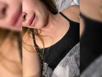 Bongacams Sex Cam of PrettyLion999