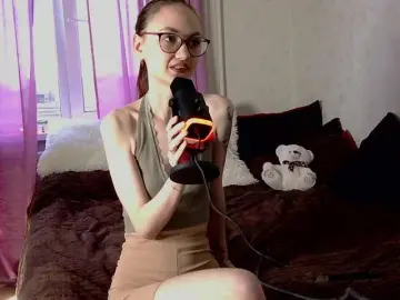 Bongacams Live Sex Cam of Foxy-moxxy