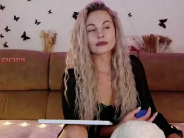 Bongacams Nude Webcam of Katerina-space