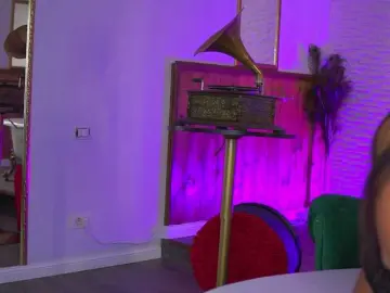Bongacams Free Live Porn of OlyviaVey