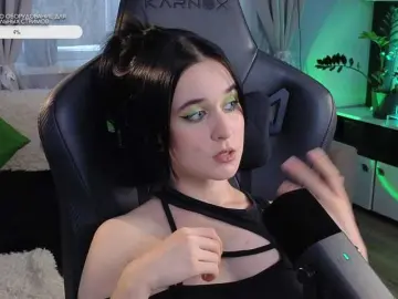 Bongacams Live Sex of KiraLiLime
