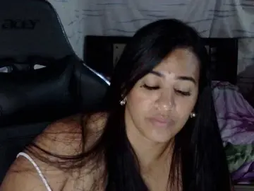 Bongacams Live Sex of Letty33