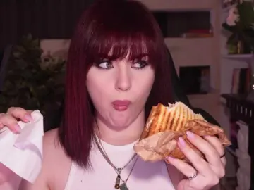 Bongacams Live Porn of ChristieWade