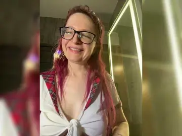 Bongacams Watch Live Sex Cams of Emma4coy