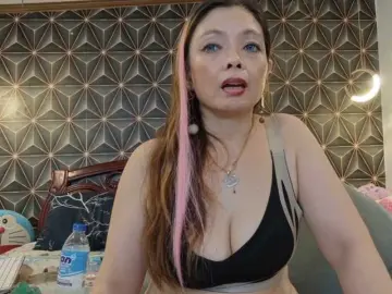 Bongacams Private Sex Chat of YummyMeily