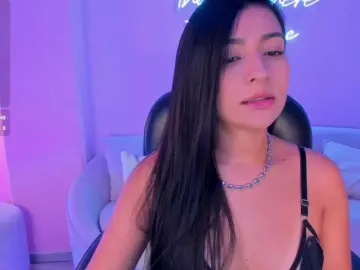 Bongacams Watch Live Sex Cams of AyshelBrown