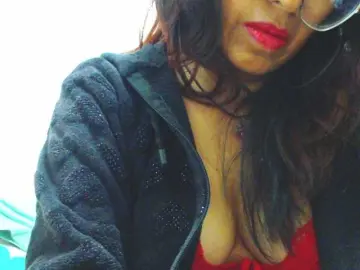 Bongacams Watch Live Sex Cams of HOTTTSKIN