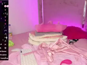 Bongacams Nude Webcam of Evellyyn