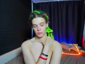 Bongacams Adult Webcam of KIKIKrash