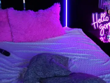 Bongacams Free Live Porn of GraceHotDavies