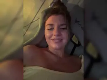 Bongacams Free Porn Cam of KotiMrrr