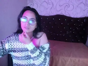 Bongacams Watch Live Sex Cams of lunavalencia