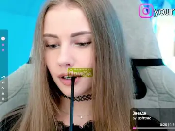 Bongacams Free Porn Cam of -VikkiL0vesCheese-