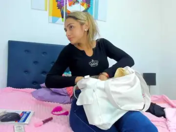 Bongacams Watch Live Sex Cams of gatica-cat