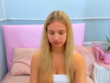 Bongacams Free Live Porn of EvetteBody