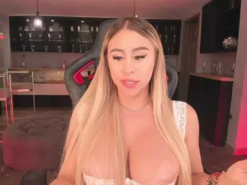 Bongacams Live Sex Cam of KylieeCooper